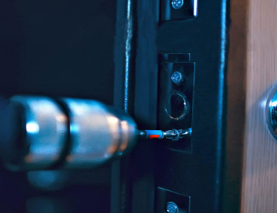 鱼峰24小时上门开锁公司